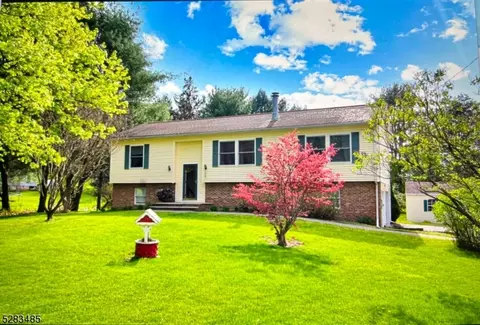 58 Vail Rd, Blairstown Twp, NJ 07832