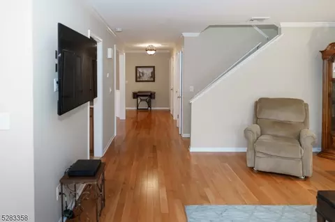52 Ponds Cir, Wayne, NJ 07470 photo 27