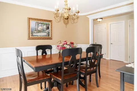 52 Ponds Cir, Wayne, NJ 07470 photo 16