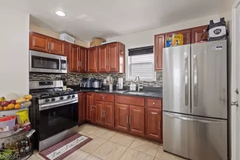 318 Mcdowell St, Plainfield, NJ 07063 photo 9