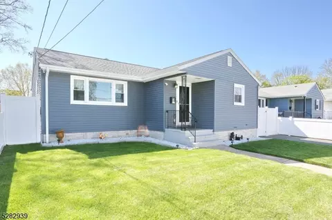 42 Cona Ct, Haledon, NJ 07508