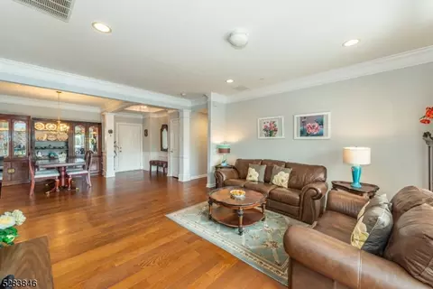 4210 Chesterwood Way, Somerset, NJ 08873