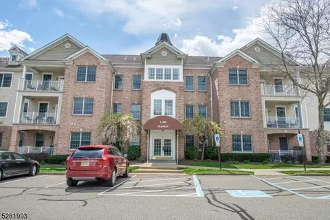 5 Ridgeview Ln, Mount Arlington, NJ 07856