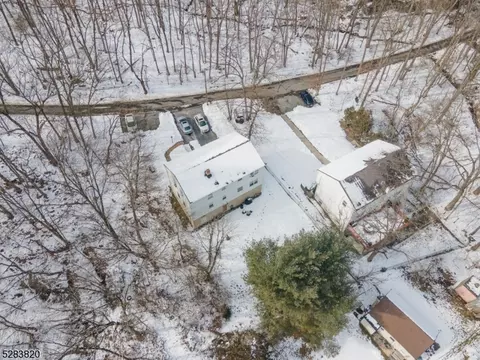 11 Gorge Dr, Wanaque Boro, NJ 07420 photo 35