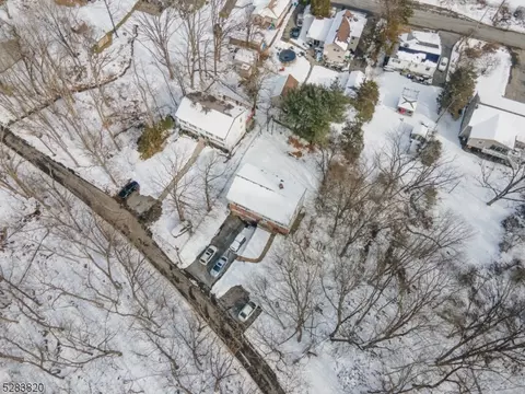 11 Gorge Dr, Wanaque Boro, NJ 07420 photo 31
