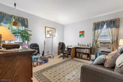 11 Gorge Dr, Wanaque Boro, NJ 07420 photo 25