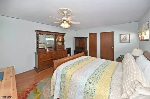 Bedroom - 377 Kenwood Rd, Paramus, NJ 07652 photo 1 of 4