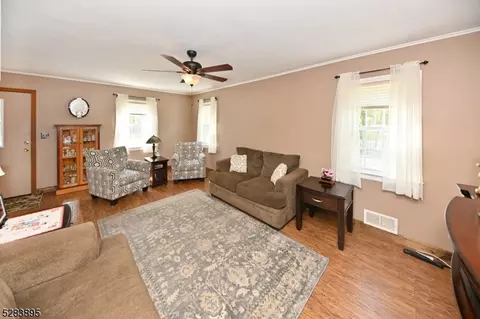 Living - 377 Kenwood Rd, Paramus, NJ 07652 photo 2 of 2