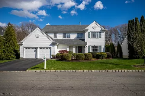 23 Fox Chase Rd, Jefferson, NJ 07438