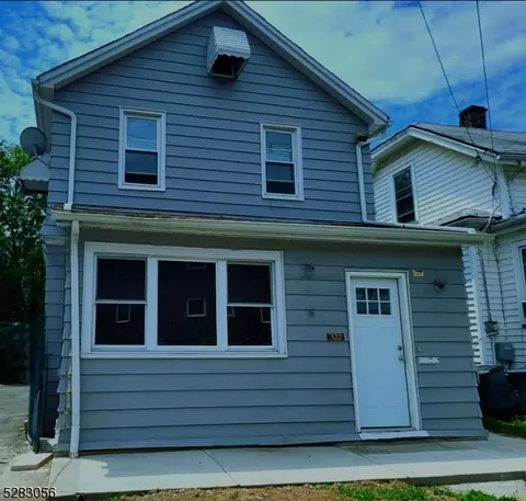 322 Bloy St, Hillside, NJ 07205