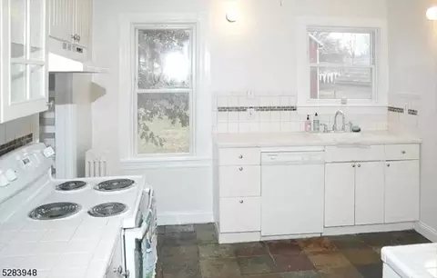 23 E Main St, Flemington, NJ 08822 photo 6