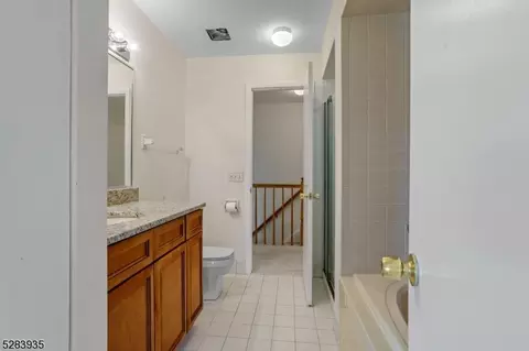 2 Sam Bonnell Dr, Clinton, NJ 08809 photo 16