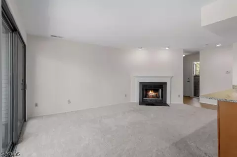 2 Sam Bonnell Dr, Clinton, NJ 08809 photo 8