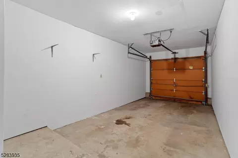 2 Sam Bonnell Dr, Clinton, NJ 08809 photo 25