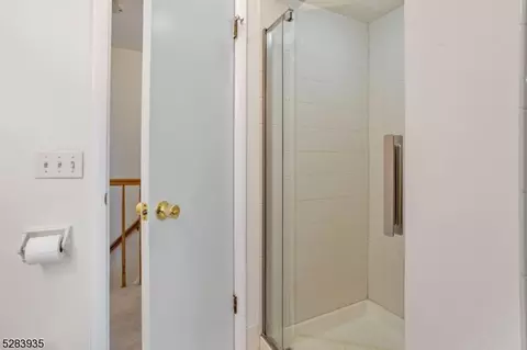 2 Sam Bonnell Dr, Clinton, NJ 08809 photo 17