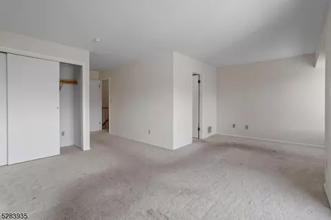 2 Sam Bonnell Dr, Clinton, NJ 08809 photo 19