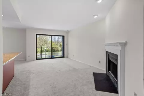 2 Sam Bonnell Dr, Clinton, NJ 08809 photo 9
