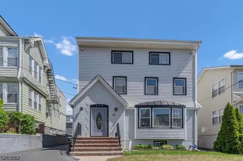 179 Grumman Ave, Newark, NJ 07112