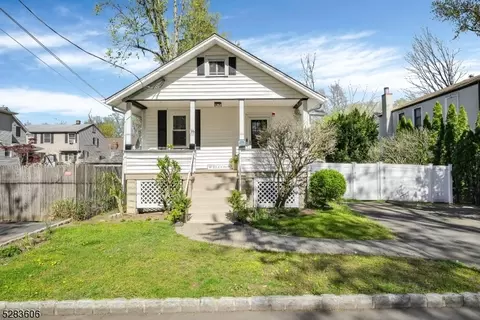 36 Hazelwood Ave, Hillsdale, NJ 07642