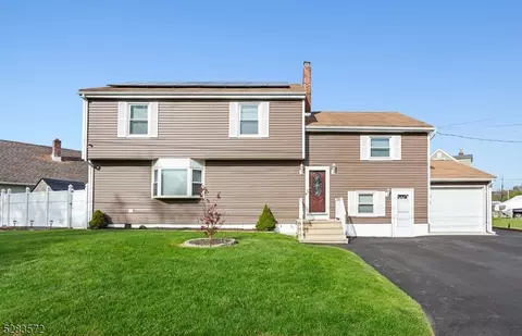 509 Riverdale Blvd, Pompton Lakes, NJ 07442