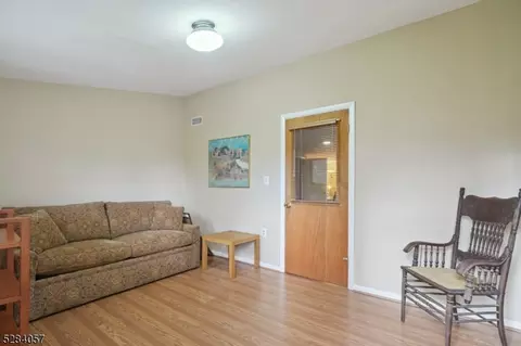27 Lawrence Rd, Wayne, NJ 07470 photo 24