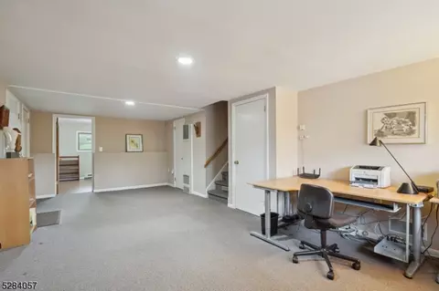 27 Lawrence Rd, Wayne, NJ 07470 photo 23