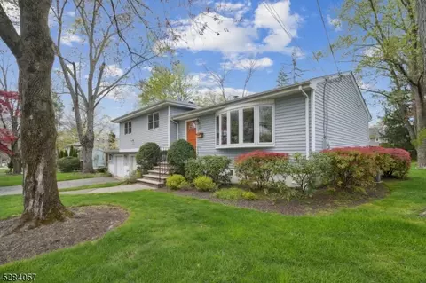 27 Lawrence Rd, Wayne, NJ 07470 photo 3