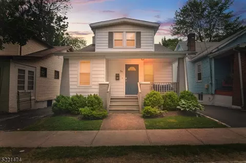 54 Milton St, Millburn, NJ 07041