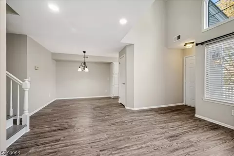 34 Crestmont Rd, Bedminster, NJ 07921 photo 10