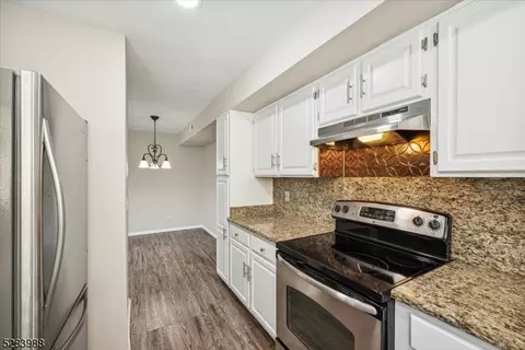 34 Crestmont Rd, Bedminster, NJ 07921 photo 19