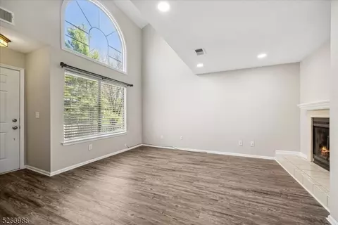 34 Crestmont Rd, Bedminster, NJ 07921 photo 5