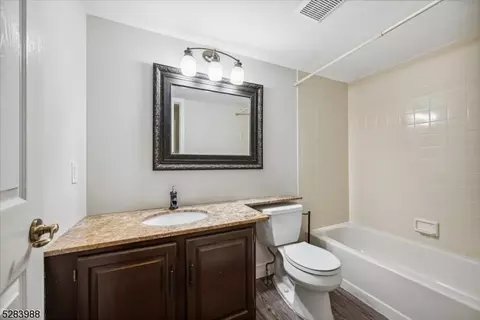 34 Crestmont Rd, Bedminster, NJ 07921 photo 34