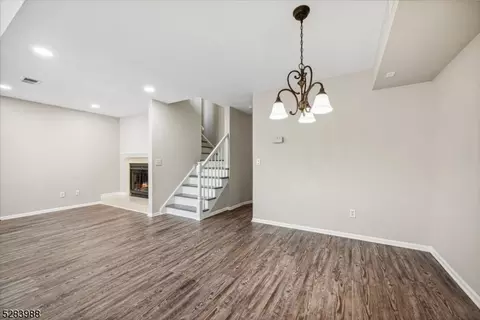 34 Crestmont Rd, Bedminster, NJ 07921 photo 15
