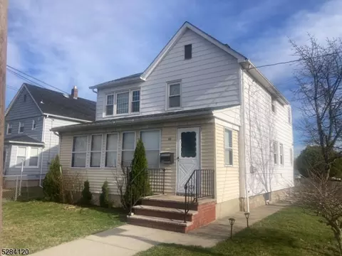 86 E Camplain Rd, Manville, NJ 08835