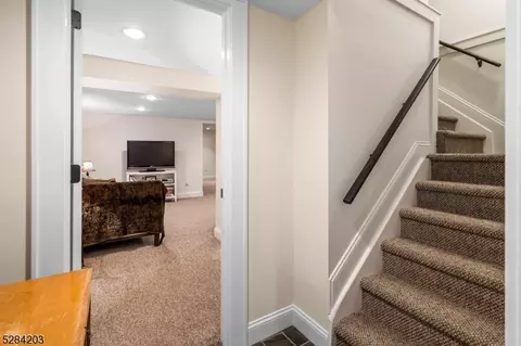 301 Euclid Ave, Hackensack, NJ 07601 photo 33