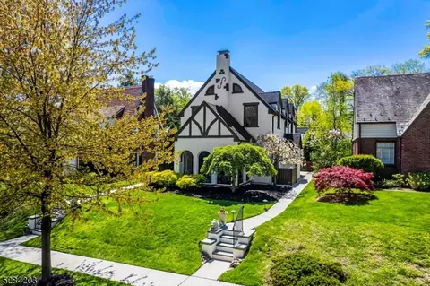 301 Euclid Ave, Hackensack, NJ 07601