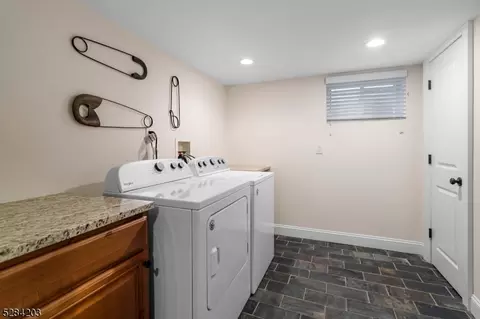 301 Euclid Ave, Hackensack, NJ 07601 photo 34