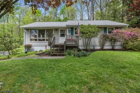 823 Norton Church Rd, Bethlehem Twp, NJ 08802