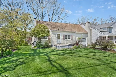 6 Torden Pl, Rockaway Twp, NJ 07866