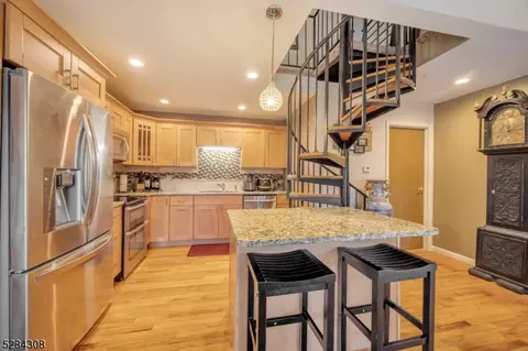 3 Springbrook Ter, Sparta, NJ 07871 photo 8