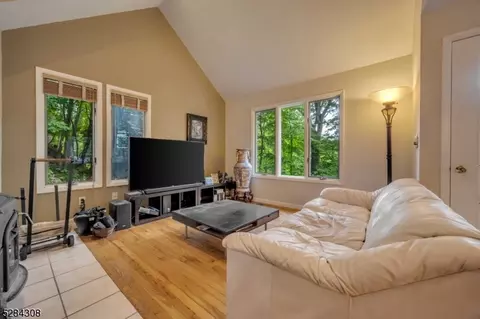 3 Springbrook Ter, Sparta, NJ 07871 photo 18