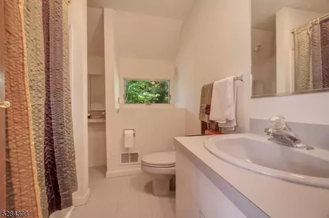 3 Springbrook Ter, Sparta, NJ 07871 photo 21