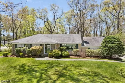 14 Winding Way, Morristown, NJ 07960