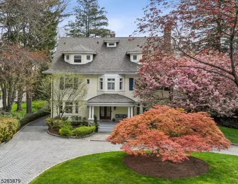 127 S Mountain Ave, Montclair, NJ 07042