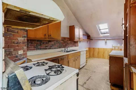 496 Franklin St, Alpha, NJ 08865 photo 6