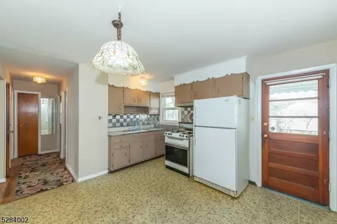 9 Denham Rd, Springfield, NJ 07081 photo 12