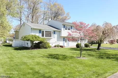 49 Furman Dr, Wayne, NJ 07470
