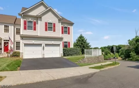 118 Independence Trl, Totowa, NJ 07512