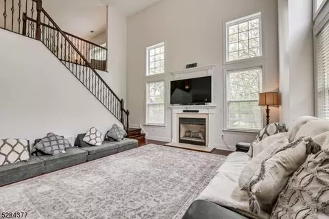39 Crestview Dr, Clinton, NJ 08809 photo 20
