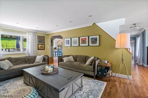 586 Terhune Dr, Wayne, NJ 07470 photo 19